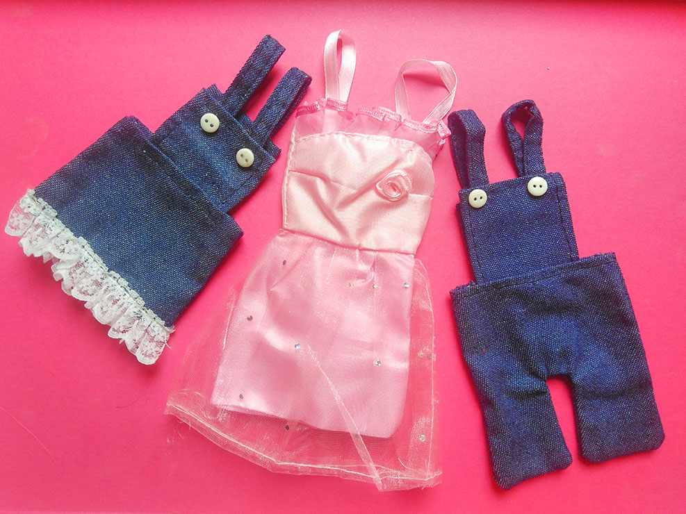 Μπομπονιέρα ροζ φόρεμα ρομαντική vintage κορίτσιου και τζιν παντελονάκι για αγόρι