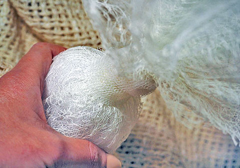 Λευκή boho μπομπονιέρα chic