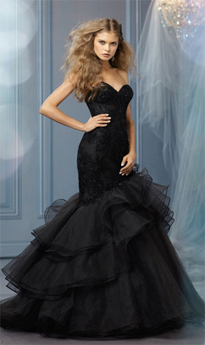 μαυρο νυφικό, νυφικα, black wedding dress, black wedding, bridal, black bridal