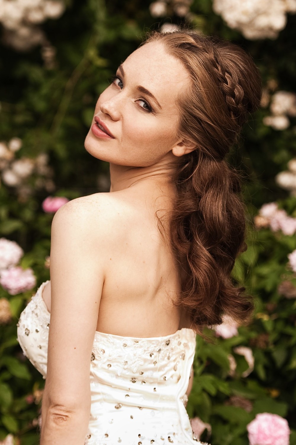 νυφικά, μπομπονιερες, νυφικο χτενισμα, νυφικα χτενισματα, χτενισμα νυφης, χτενισμα, χτενισμα γαμου, χτενισματα γαμου, μαλλια γαμου, νυφικα μαλλια, μαλλι, μεσαιο μακρος μαλλια, μαλλια ημιμακρα,