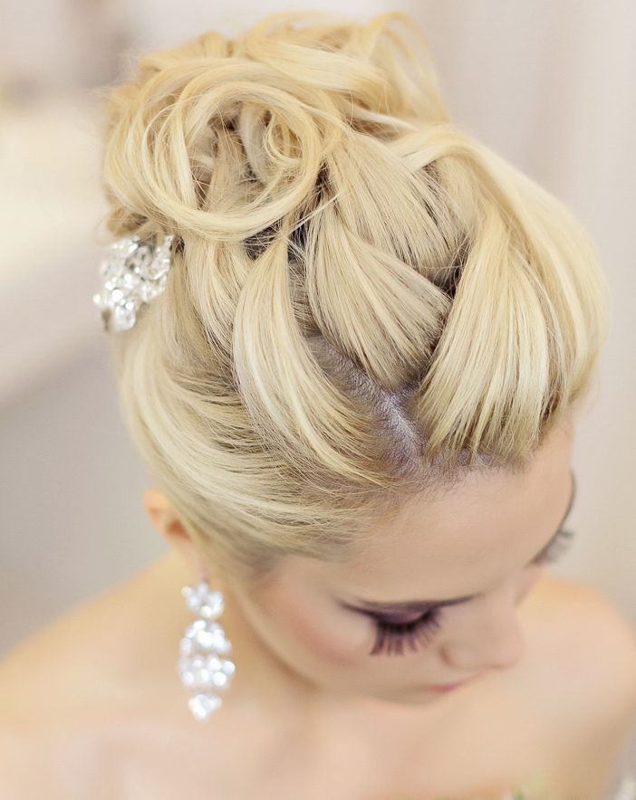 νυφικά, μπομπονιερες, νυφικο χτενισμα, νυφικα χτενισματα, χτενισμα νυφης, χτενισμα, χτενισμα γαμου, χτενισματα γαμου, μαλλια γαμου, νυφικα μαλλια, μαλλι, μακρια μαλλια, μαλλια πιασμενα πανω, ψηλά,